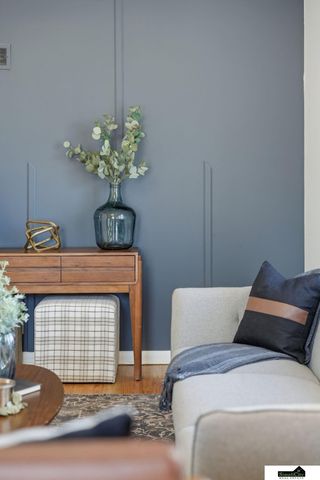 6861 BENTON Street, Lincoln, NE 68507