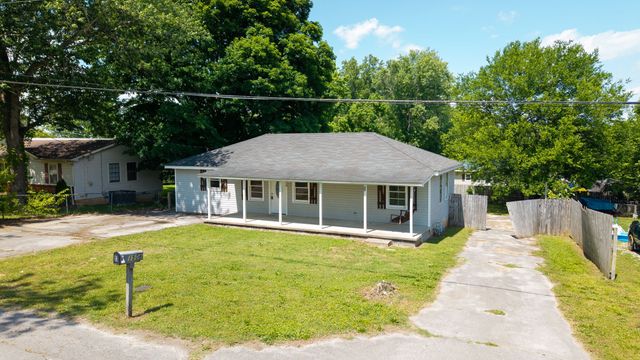 1508 Clark St, Winchester, TN 37398