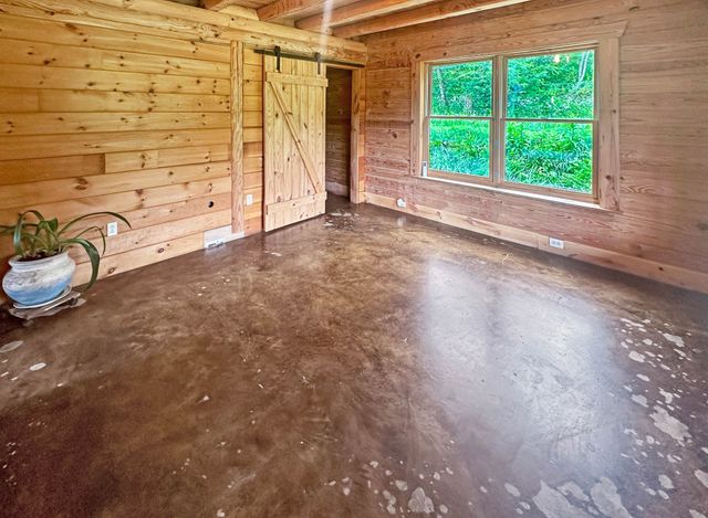 3172 Highway 76, Portland, TN 37148