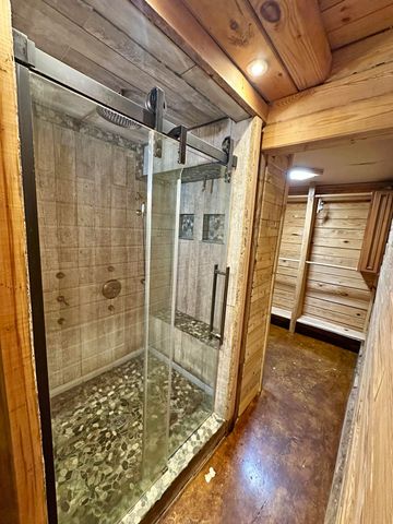 3172 Highway 76, Portland, TN 37148