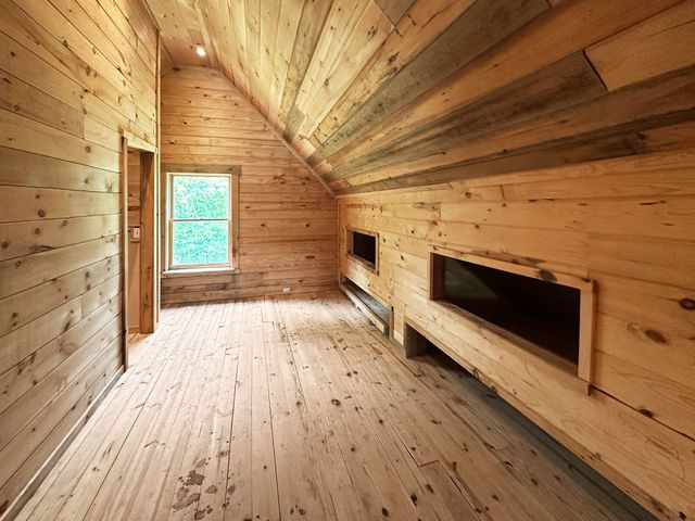 3172 Highway 76, Portland, TN 37148