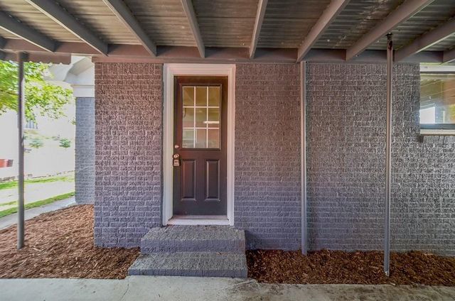 404 W Main Street, Bellville, TX 77418