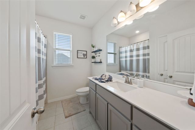 5017 Freestone Drive, Weatherford, TX 76085