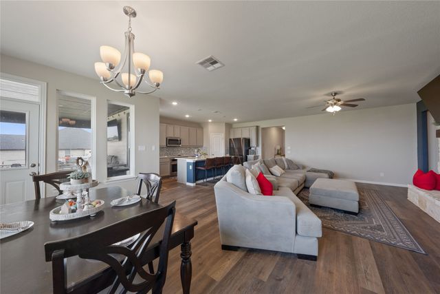 5017 Freestone Drive, Weatherford, TX 76085
