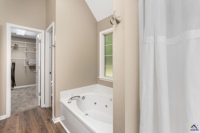 101 Saddlefield Court, Bonaire, GA 31005