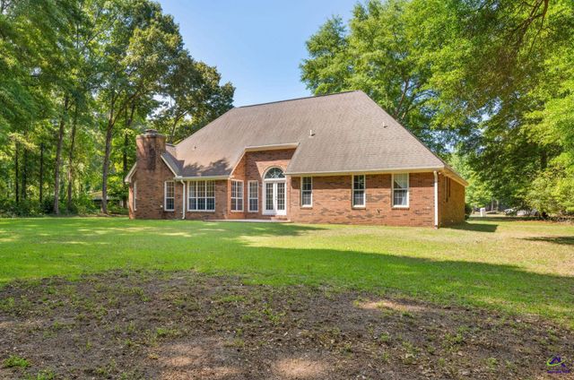 101 Saddlefield Court, Bonaire, GA 31005