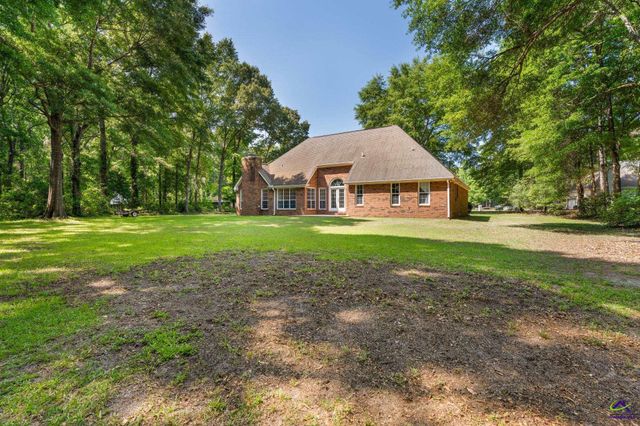 101 Saddlefield Court, Bonaire, GA 31005