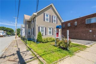 574 Central Avenue, Pawtucket, RI 02861