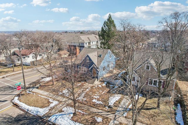 1002 Livingston Avenue, West Saint Paul, MN 55118