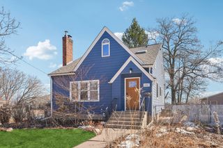 1002 Livingston Avenue, West Saint Paul, MN 55118