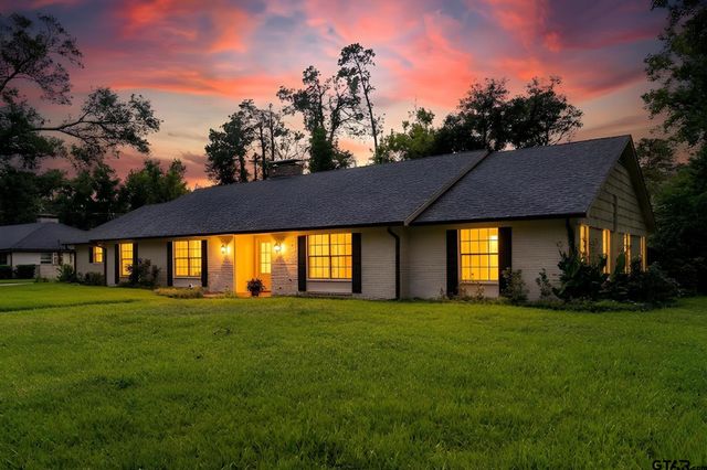 2917 Sunnybrook Drive, Tyler, TX 75701