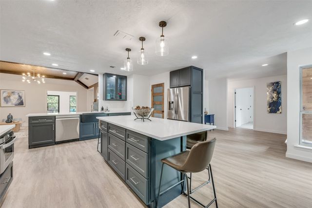 11231 Mccree Road, Dallas, TX 75238