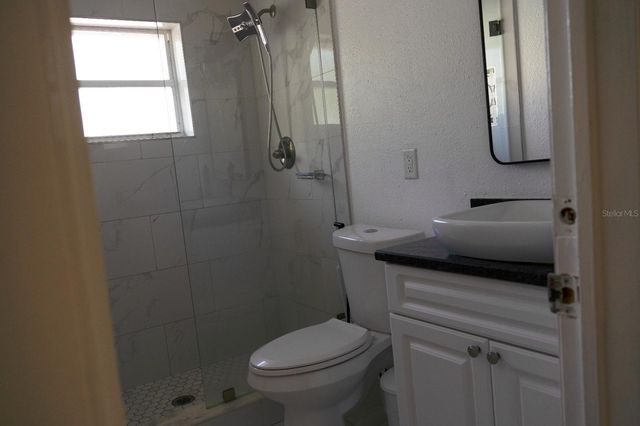 6813 TUTTLE STREET, Tampa, FL 33634