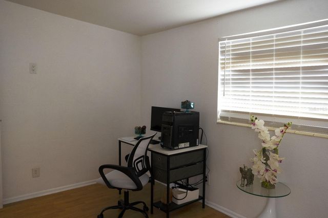 6813 TUTTLE STREET, Tampa, FL 33634