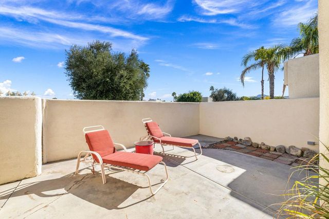 5994 Fairway Circle, Palm Springs, CA 92264