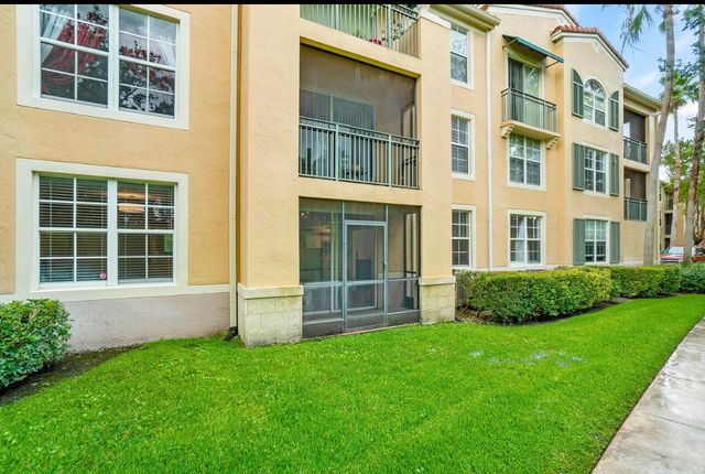 11770 St Andrews Place 102, Wellington, FL 33414