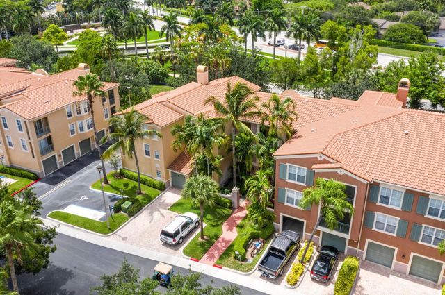 11770 St Andrews Place 102, Wellington, FL 33414