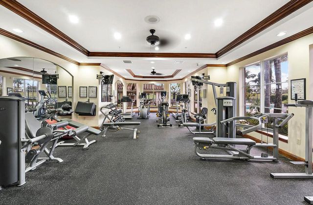 11770 St Andrews Place 102, Wellington, FL 33414