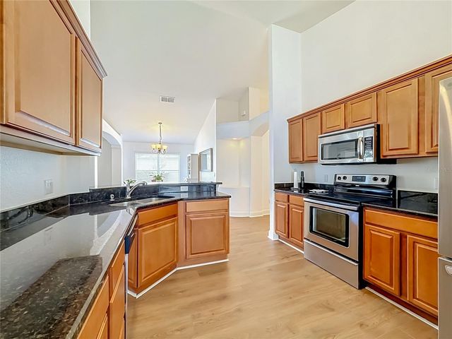 7016 JAMESTOWN MANOR DRIVE, Riverview, FL 33578