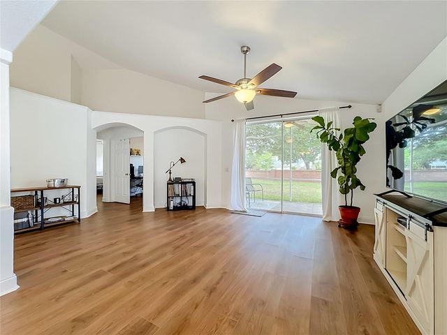 7016 JAMESTOWN MANOR DRIVE, Riverview, FL 33578