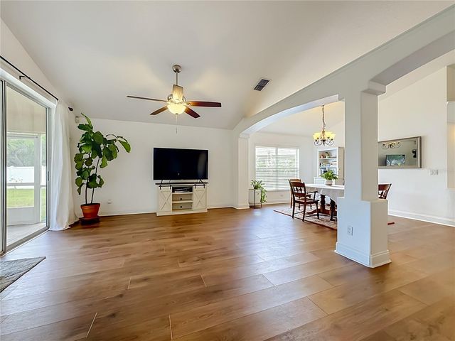 7016 JAMESTOWN MANOR DRIVE, Riverview, FL 33578