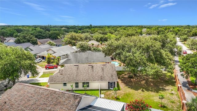 7016 JAMESTOWN MANOR DRIVE, Riverview, FL 33578