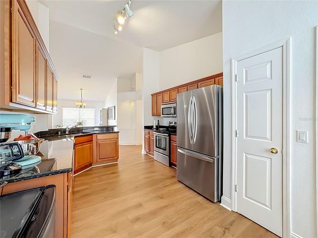 7016 JAMESTOWN MANOR DRIVE, Riverview, FL 33578
