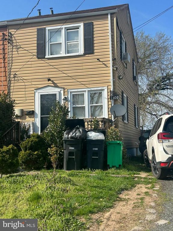 7100 E LOMBARD ST, Landover, MD 20785