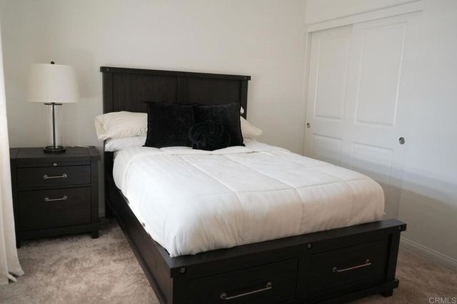 1816 Tapaderos St, Hemet, CA 92545