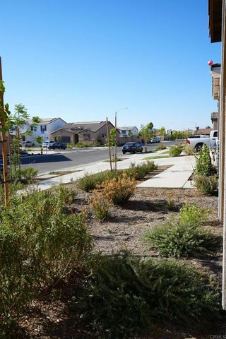 1816 Tapaderos St, Hemet, CA 92545