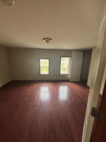 466 Edmund Avenue, Saint Paul, MN 55103