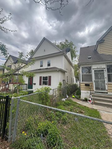466 Edmund Avenue, Saint Paul, MN 55103