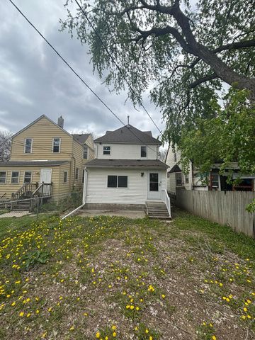 466 Edmund Avenue, Saint Paul, MN 55103