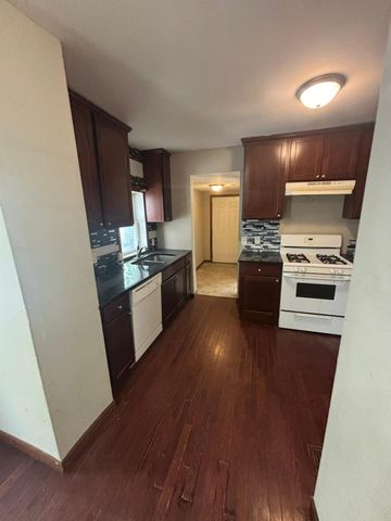 466 Edmund Avenue, Saint Paul, MN 55103