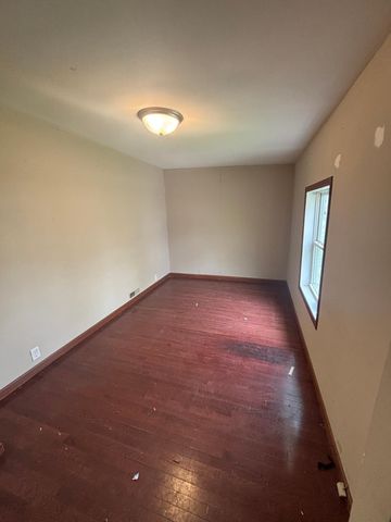 466 Edmund Avenue, Saint Paul, MN 55103