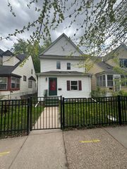 466 Edmund Avenue, Saint Paul, MN 55103