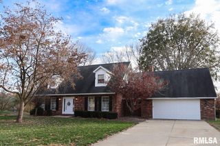 2123 S 30TH Street, Quincy, IL 62301