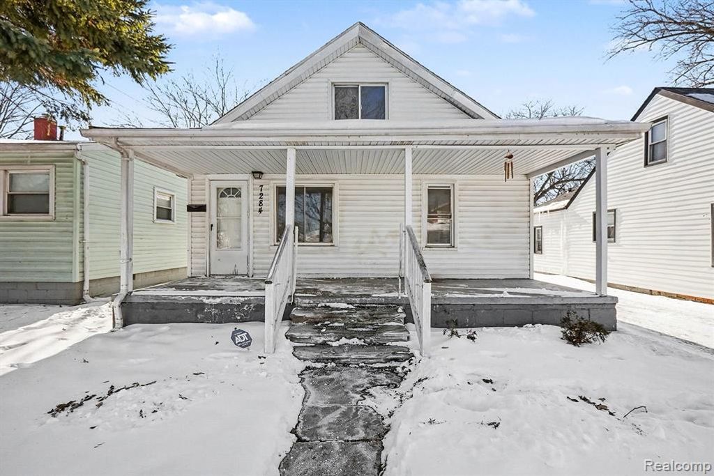 7284 Orchard Avenue, Warren, MI 48091
