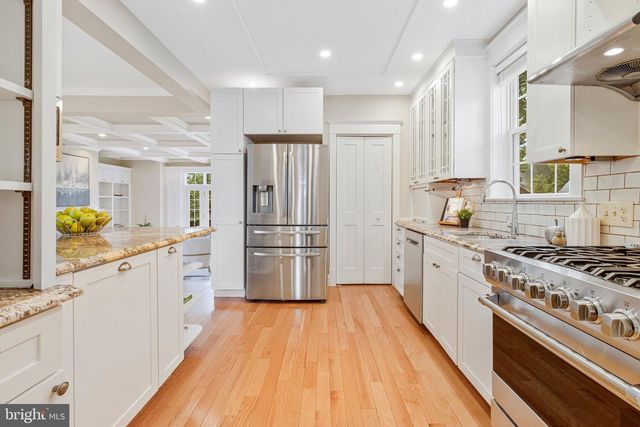 1236 N UTAH ST, Arlington, VA 22201