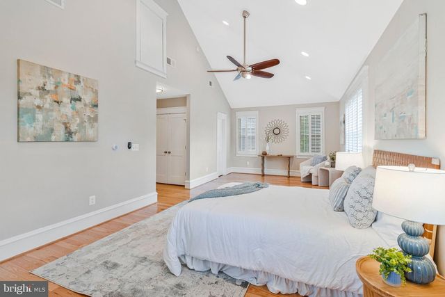 1236 N UTAH ST, Arlington, VA 22201