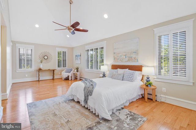 1236 N UTAH ST, Arlington, VA 22201