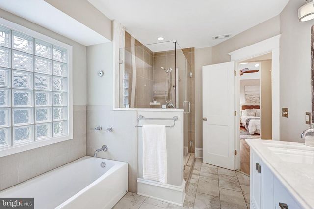 1236 N UTAH ST, Arlington, VA 22201