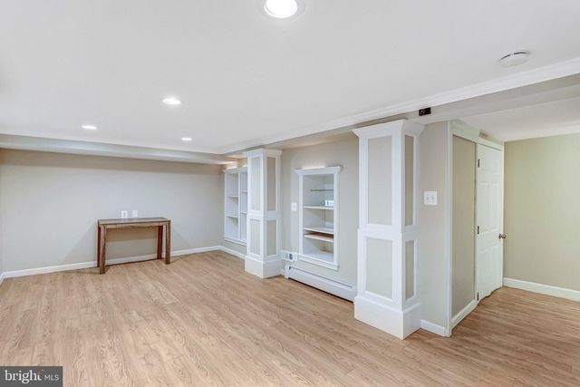 1236 N UTAH ST, Arlington, VA 22201