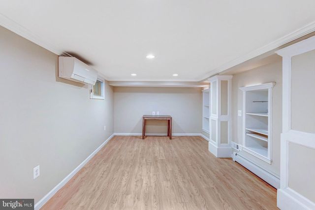 1236 N UTAH ST, Arlington, VA 22201