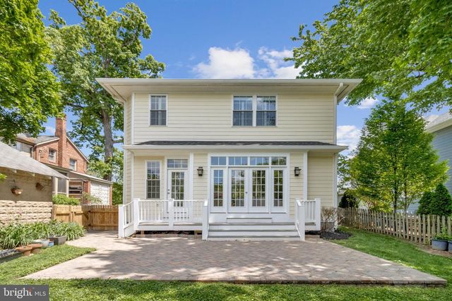 1236 N UTAH ST, Arlington, VA 22201