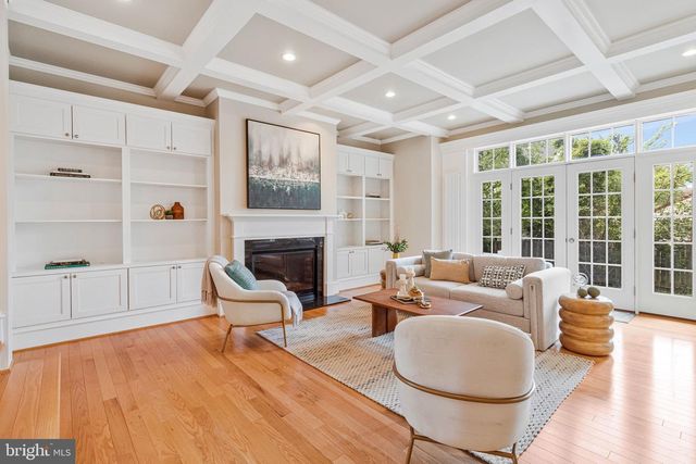1236 N UTAH ST, Arlington, VA 22201