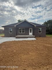 306 Susannah Ave, Bardstown, KY 40004