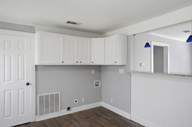 308 W Lamm Street, Blue Ridge, TX 75424