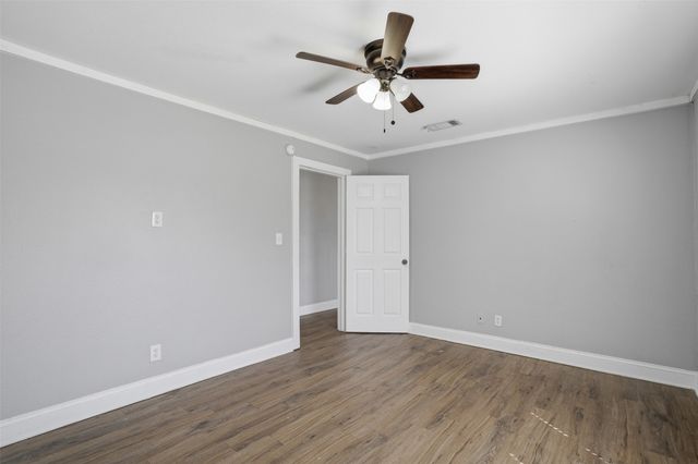 308 W Lamm Street, Blue Ridge, TX 75424