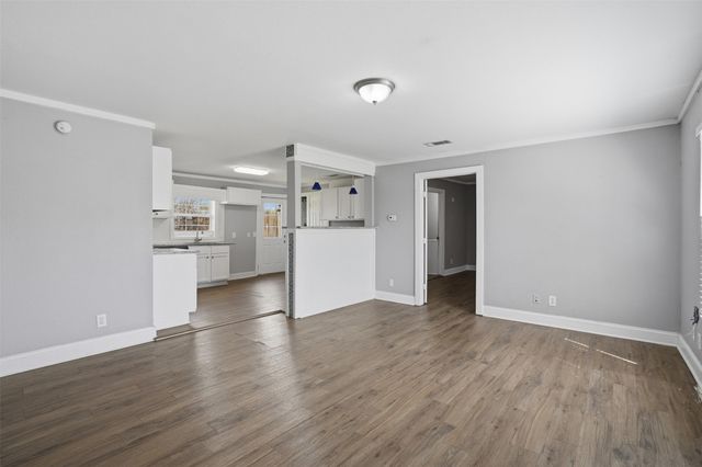 308 W Lamm Street, Blue Ridge, TX 75424